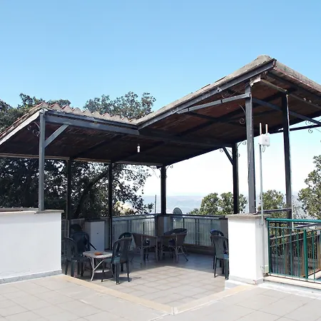 S'enis Monte Maccione Otel