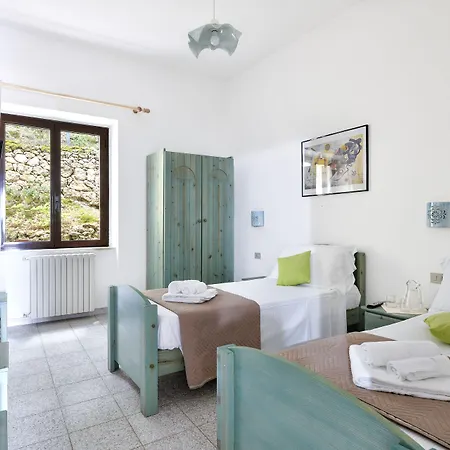 S'enis Monte Maccione Otel