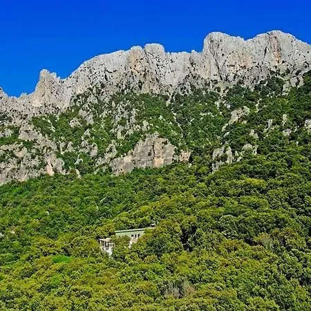 S'enis Monte Maccione Hotel 3*