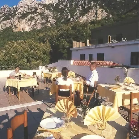 S'enis Monte Maccione 3* Oliena