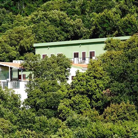 S'enis Monte Maccione Hotel 3*